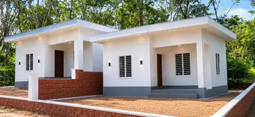 കുറുമാത്തൂർ പഞ്ചായത്ത് പൂമംഗലത്ത് വി പി ഗോവിന്ദനും പി പി ചന്ദ്രനും നിർമിച്ച് നൽകുന്ന വീടുകൾ.
