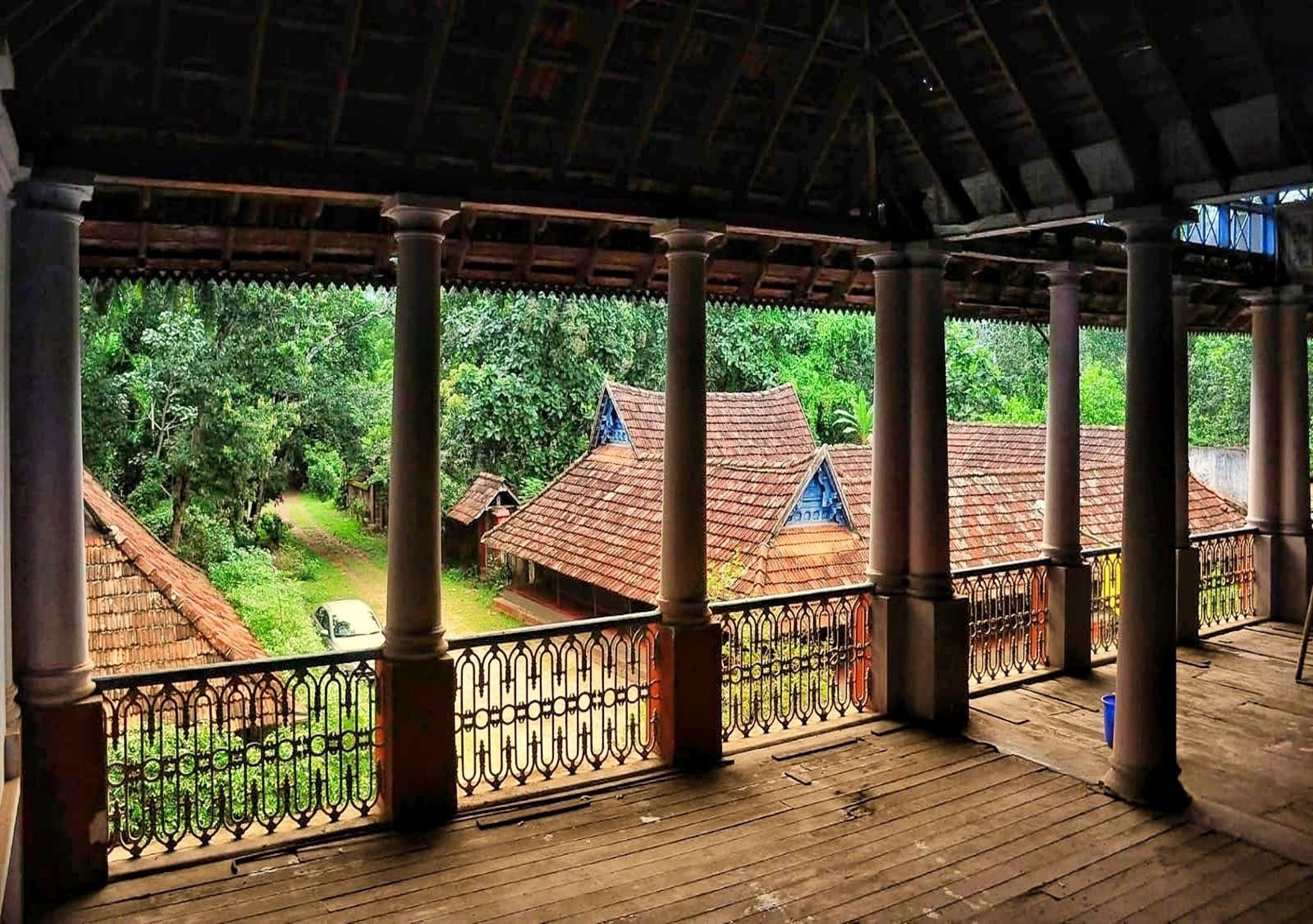 ആലുംമൂട്ടില്‍ മേട