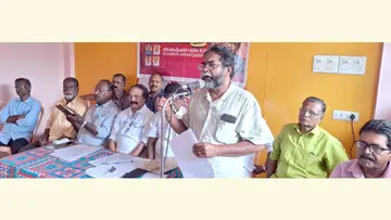 കേരള സ്റ്റേറ്റ് ദേവസ്വം പെൻഷനേഴ്സ് കോൺഫെഡറേഷൻ സംസ്ഥാന സമ്മേളനത്തിന്റെ ഭാഗമായി ചേർന്ന  ഉള്ളൂർ ഗ്രൂപ്പ്‌ സമ്മേളനം വിഭു പിരപ്പൻകോട് ഉദ്‌ഘാടനം ചെയ്യുന്നു