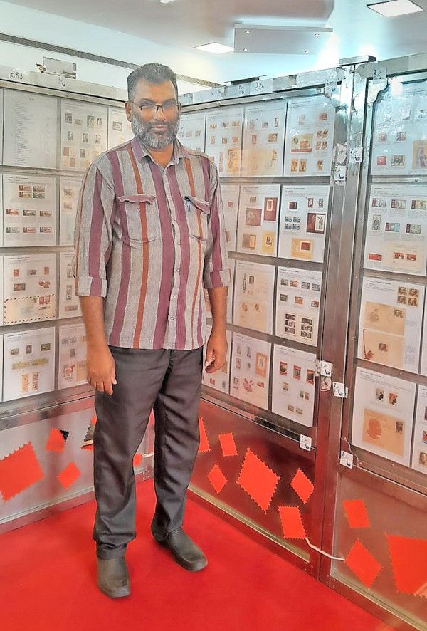 ഇന്ത്യ ബുക്ക് ഓഫ് റെക്കോർഡ്സുമായി സി കെ സജീവൻ ​