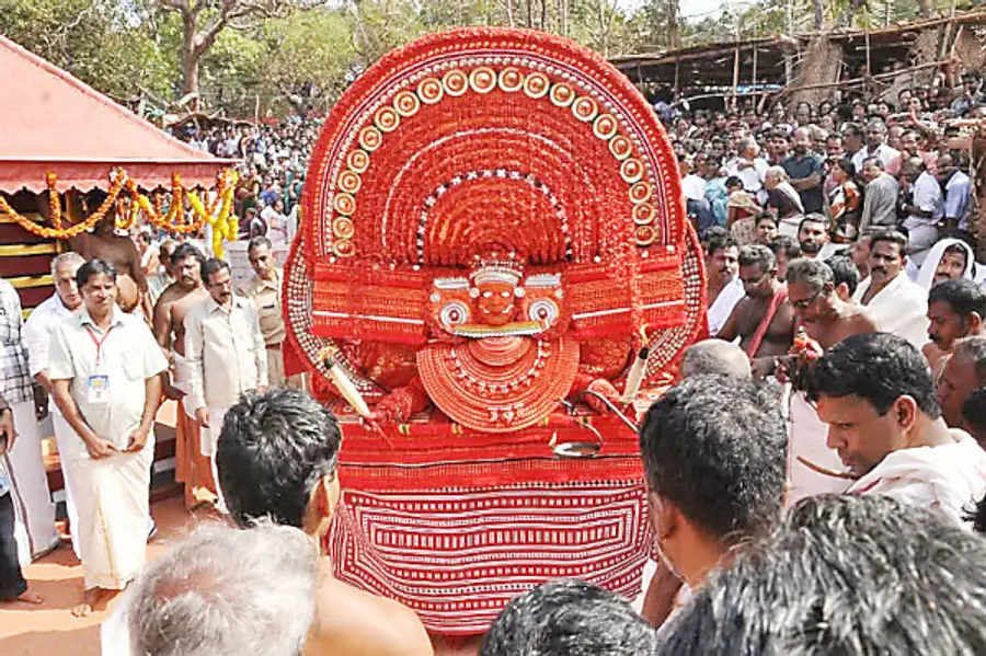 അതിയടം മുച്ചിലോട്ട് കാവ് പെരുങ്കളിയാട്ടത്തിന് 2013 ൽ  കുഞ്ഞിരാമപെരുവണ്ണാൻ കെട്ടിയ മുച്ചിലോട്ട് ഭഗവതി