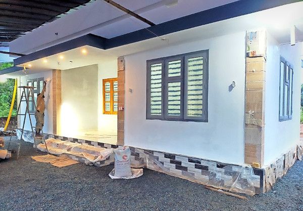 സഹപാഠികൾ അനന്യയ്ക്ക് നിർമിച്ചുനൽകുന്ന വീട്