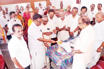 കേരള സീനിയർ സിറ്റിസൺസ് ഫോറം വാർഷികസമ്മേളനം കയർ കോർപറേഷൻ ചെയർമാൻ ജി വേണുഗോപാൽ  ഉദ്ഘാടനം  ചെയ്യുന്നു