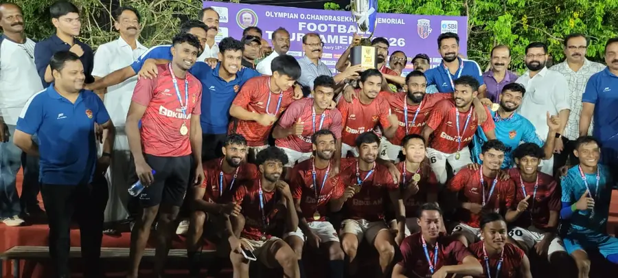 ഇരിങ്ങാലക്കുടയിൽ ഒളിമ്പ്യൻ ചന്ദ്രശേഖരൻ ടൂർണമെന്റിൽ ജേതാക്കളായ ഗോകുലം എഫ്സി ടീം