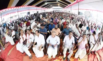 എൽഡിഎഫ് തെക്കൻ മേഖല വികസന മുന്നേറ്റ ജാഥയുടെ പുനലൂർ മണ്ഡലത്തിലെ സ്വീകരണ കേന്ദ്രമായ അഞ്ചലിലെ സദസ്