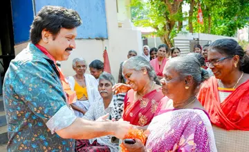  എല്‍ഡിഎഫ് സ്ഥാനാര്‍ഥി കെ ബി ഗണേഷ് കുമാറിന് പിറവന്തൂരിൽ നല്‍കിയ സ്വീകരണം 