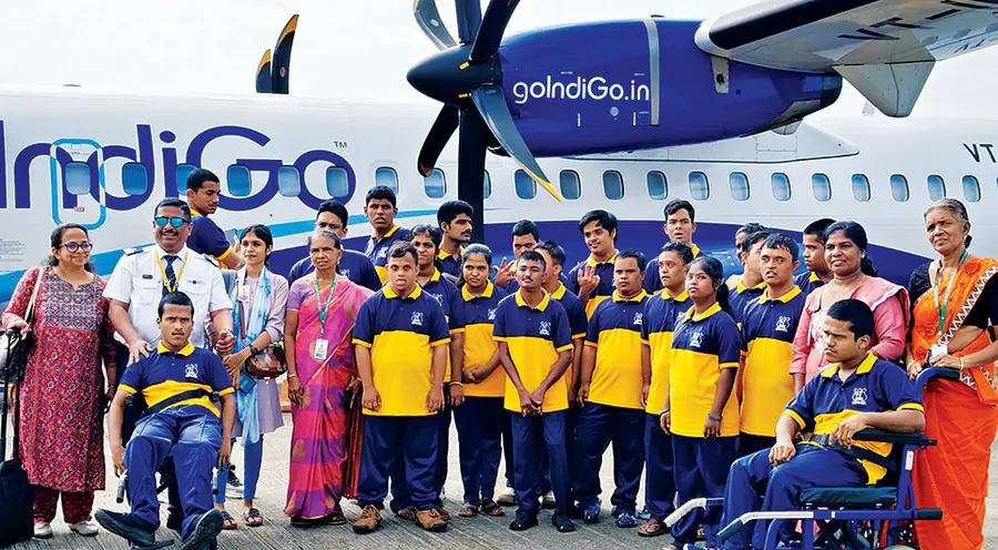വിമാനയാത്ര നടത്തിയ പുതിയകാവ്‌ ജ്യോതിസ് സ്‌പെഷല്‍ സ്‌കൂൾ ആൻഡ് തെറാപ്പി സെന്ററിലെ കുട്ടികൾ 