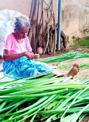 നെയ്തെടുത്ത ജീവിതങ്ങൾ ഡോക്യുമെന്ററിയിൽ നിന്നുള്ള രംഗം