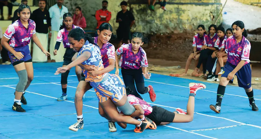 മലബാർ റിവർ ഫെസ്റ്റിവലിന്റെ ഭാഗമായി മുക്കത്ത് നടന്ന കബഡി മത്സരം