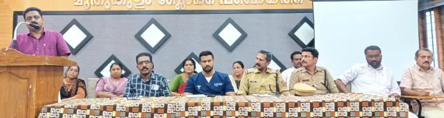സ്കൂളുകളിൽ ബേസിക് ലൈഫ് സപ്പോർട്ട് കോഴ്സ് പരിശീലനമൊരുക്കാനുള്ള ആലോചനായോഗത്തിൽ മുതുകുളം ബ്ലോക്ക് പഞ്ചായത്ത് പ്രസിഡന്റ് ടി എസ് താഹ സംസാരിക്കുന്നു