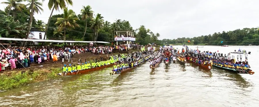 മാന്നാർ വള്ളംകളി ഘോഷയാത്ര