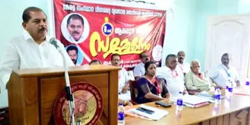 കേരള സംസ്ഥാന വിദേശമദ്യ വ്യവസായ തൊഴിലാളി യൂണിയൻ സിഐടിയു ജില്ലാസമ്മേളനം
സിപിഐ എം ജില്ലാ സെക്രട്ടറി ആർ നാസർ ഉദ്ഘാടനംചെയ്യുന്നു