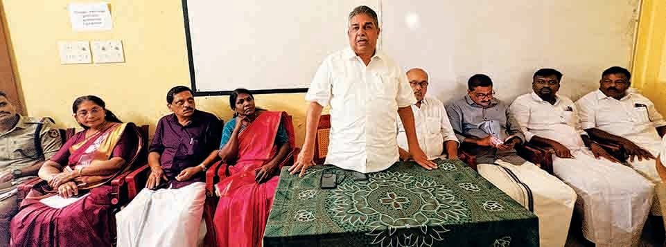 ചാമ്പ്യൻസ് ബോട്ട് ലീഗ് വള്ളംകളി സ്വാഗതസംഘം രൂപീകരണയോഗം സജി ചെറിയാൻ എംഎൽഎ ഉദ്ഘാടനംചെയ്യുന്നു