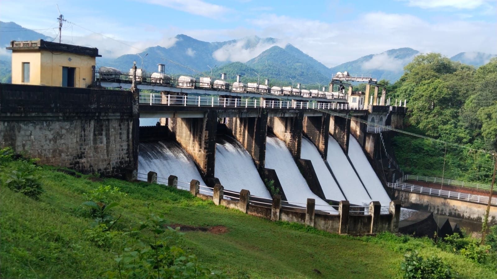 Mangalam Dam shutters