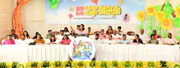ബാലസംഘം ജില്ലാ സമ്മേളനം സാംസ്കാരിക പ്രവർത്തക കെ ജെ ഷൈൻ ഉദ്ഘാടനംചെയ്യുന്നു 