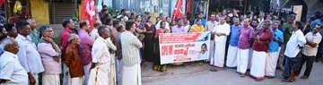 ദേശീയപാത നിർമാണത്തിലെ പ്രശ്നങ്ങൾക്ക് പരിഹാരം കാണണമെന്ന് ആവശ്യപ്പെട്ട് സിപിഐ എം  കലവൂരിൽ സംഘടിപ്പിച്ച ജനകീയ പ്രതിഷേധമാർച്ച്  ജില്ലാ  സെക്രട്ടറി ആർ നാസർ ഉദ്ഘാടനംചെയ്യുന്നു 