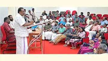എ കെ ജി പഠനഗവേഷണ കേന്ദ്രം സംഘടിപ്പിക്കുന്ന സെമിനാറിന്റെ സ്വാഗതസംഘ രൂപീകരണ യോഗം
എ കെ ജി പഠനഗവേഷണ കേന്ദ്രം ഡയറക്ടർ സി എൻ മോഹനൻ ഉദ്ഘാടനം ചെയ്യുന്നു