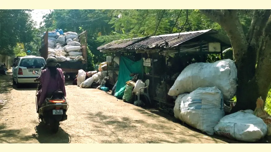 അണിയൂർ ഇന്ദിരാജി നഗർ റോഡ്