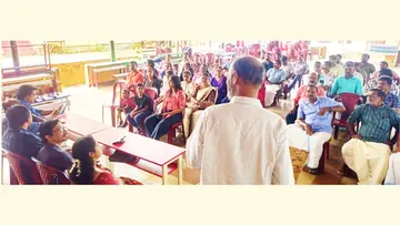 എഫ്എസ്ഇടിഒ ഓണാഘോഷം സി കെ ഹരീന്ദ്രൻ എംഎൽഎ ഉദ്ഘാടനം ചെയ്യുന്നു