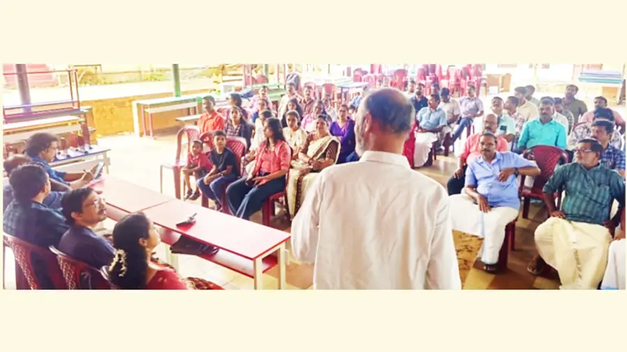 എഫ്എസ്ഇടിഒ ഓണാഘോഷം സി കെ ഹരീന്ദ്രൻ എംഎൽഎ ഉദ്ഘാടനം ചെയ്യുന്നു