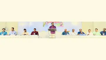 കര്ഷകസംഘം കിളിമാനൂര് ഏരിയ പ്രതിനിധി സമ്മേളനം സംസ്ഥാന എക്സിക്യൂട്ടീവ് അംഗം വി ജോയി ഉദ്ഘാടനം ചെയ്യുന്നു