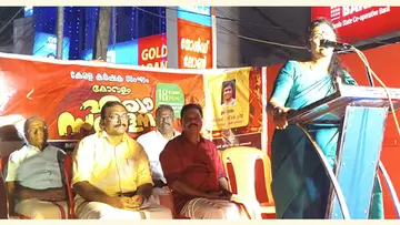 കർഷക സംഘം കോവളം ഏരിയ സമ്മേളന പൊതുസമ്മേളനം എസ് കെ പ്രീജ ഉദ്ഘാടനം ചെയ്യുന്നു