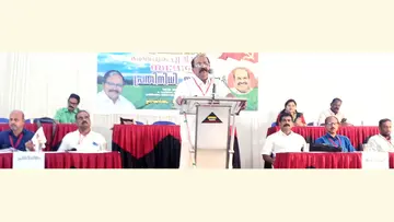 കോടിയേരി ബാലകൃഷ്ണൻ നഗറിൽ (ചെമ്പകമംഗലം കൺവൻഷൻ സെന്റർ) കർഷകസംഘം മംഗലപുരം  ഏരിയ സമ്മേളനത്തിന്റെ പ്രതിനിധി സമ്മേളനം ജില്ലാ സെക്രട്ടറി കെ സി വിക്രമൻ ഉദ്ഘാടനംചെയ്യുന്നു