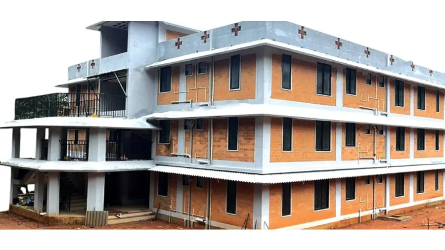 വിളക്കാട്ടുകോണത്ത് ലൈഫ് പദ്ധതിയിൽ വനിർമിച്ച ഭവന സമുച്ചയം