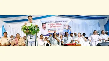 പള്ളിക്കൽ കെടിസിടി സ്കൂൾ ബഹുനില മന്ദിരം മന്ത്രി എൻ ഷംസുദ്ദീൻ ഉദ്ഘാടനം ചെയ്യുന്നു