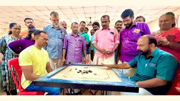ചെസ്–കാരംസ് മത്സരങ്ങൾ എൻജിഒ യൂണിയൻ സംസ്ഥാന വൈസ് പ്രസിഡന്റ്‌ എസ് ഗോപകുമാർ ഉദ്ഘാടനം ചെയ്യുന്നു