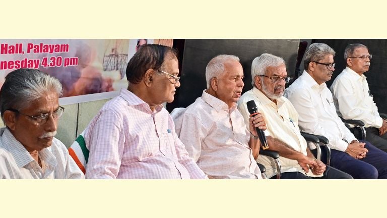 ഐഎസ്ആർഒ പെൻഷനേഴ്സ് അസോസിയേഷൻ സംഘടിപ്പിച്ച സെമിനാർ ജി മാധവൻ നായർ ഉദ്ഘാടനം ചെയ്യുന്നു