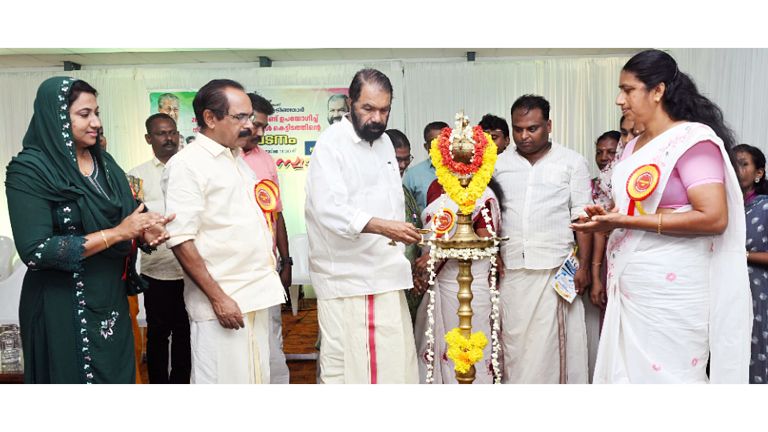 ഇടിഞ്ഞാർ, പേരയം സ്കൂളുകളുടെ കെട്ടിടങ്ങൾ  മന്ത്രി വി ശിവൻകുട്ടി ഉദ്ഘാടനം ചെയ്യുന്നു