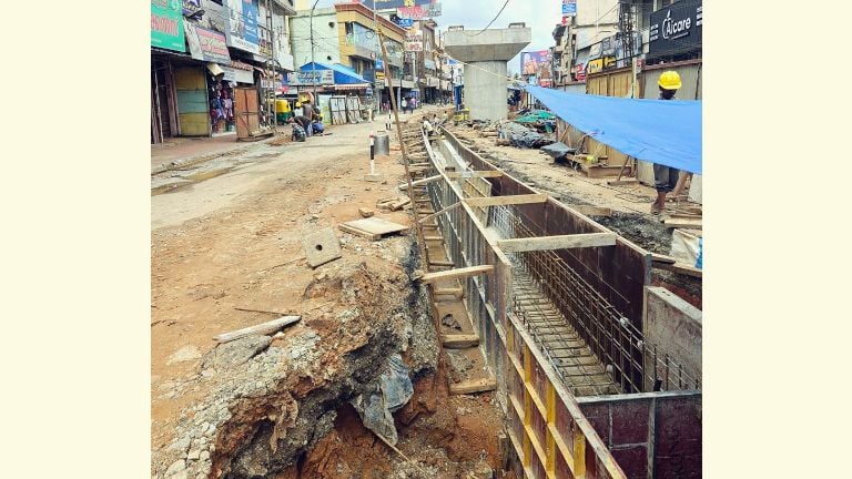 മന്ദഗതിയിലായ വെഞ്ഞാറമൂട്  മേൽപ്പാല നിർമാണം