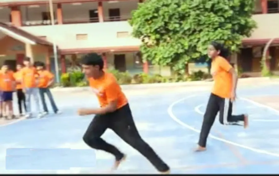 ലങ്കാടി മത്സരത്തിൽ നിന്ന്