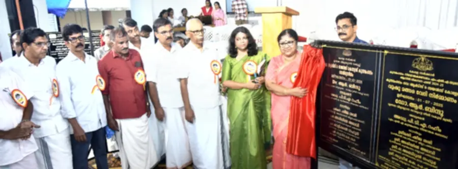 കുന്നമംഗലം ഗവ. ആർട്സ് ആൻഡ് സയൻസ് കോളേജിലെ വിവിധ കെട്ടിട സമുച്ചയങ്ങളുടെ ഉദ്ഘാടനം ഉന്നത വിദ്യാഭ്യാസ മന്ത്രി ആർ ബിന്ദു നിർവഹിക്കുന്നു