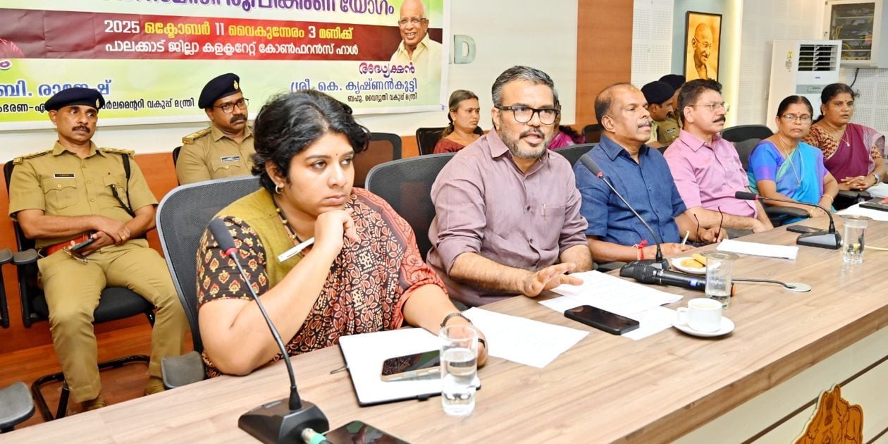 എക്സൈസ് വകുപ്പിന്റെ ‘വിഷൻ 2031’ സെമിനാർ സംഘാടകസമിതി യോഗത്തിൽ മന്ത്രി എം ബി രാജേഷ് സംസാരിക്കുന്നു