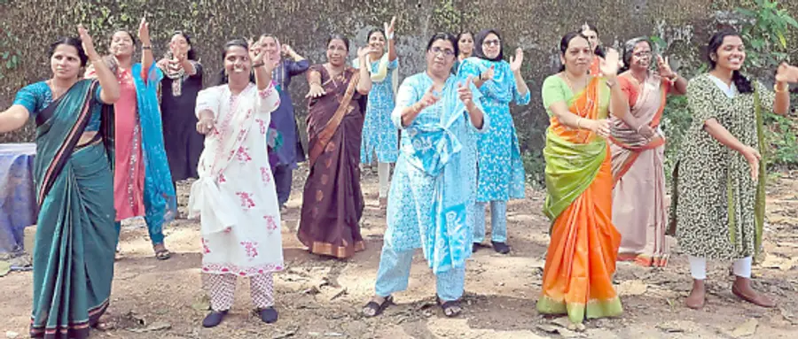 സമൂഹമാധ്യമങ്ങളിൽ വൈറലായ ആന്തൂരിലെ വനിതാ സ്ഥാനാർഥികളുടെ നൃത്തം
