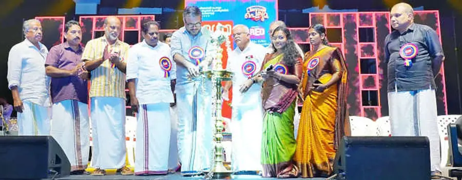പിണറായി പെരുമ മെഗാമേള മന്ത്രി എം ബി രാജേഷ് ഉദ്ഘാടനംചെയ്യുന്നു