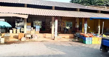 മീൻ ലഭ്യത കുറഞ്ഞതോടെ വിജനമായ ചെറുവത്തൂരിലെ മീൻ മാർക്കറ്റ്‌