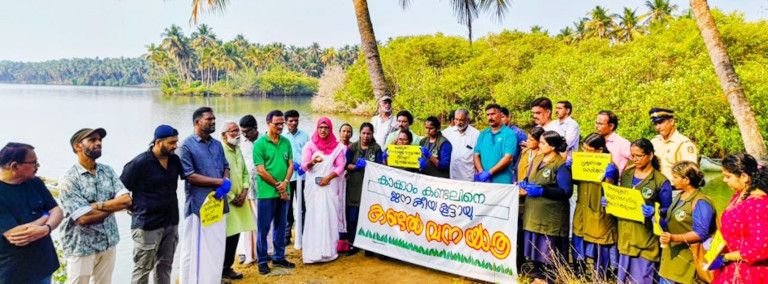 കാക്കാം കണ്ടലിനെ ജനകീയ കൂട്ടായ്മ പാച്ചാക്കലിൽ നടത്തിയ കണ്ടൽ വനയാത്ര പയ്യോളി നഗരസഭാ ചെയർപേഴ്സൺ എൻ സാഹിറ ഉദ്ഘാടനം ചെയ്യുന്നു