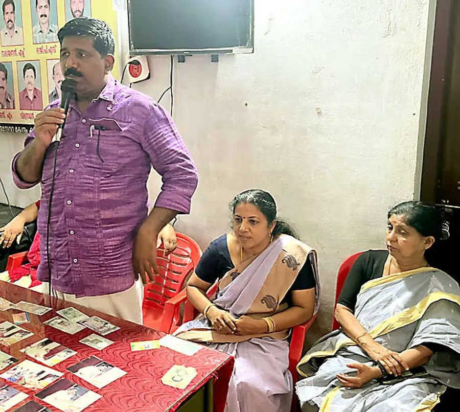 ഒറ്റമാവുങ്കാലിലെ സദന്റെ വീടുനിർമാണത്തിനായുള്ള ജനകീയ കൂട്ടായ്മ
ജില്ലാ പഞ്ചായത്ത് പ്രസിഡന്റ് സാബു അബ്രഹാം ഉദ്ഘാടനംചെയ്യുന്നു