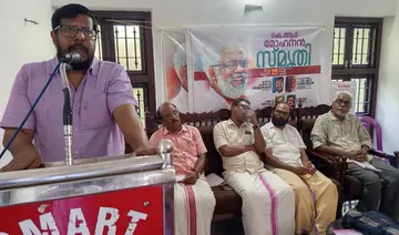  കെ ആർ മോഹനൻ സ്‌മൃതി കെ വി അബ്ദുള്‍ഖാദർ ഉദ്ഘാടനം ചെയ്യുന്നു