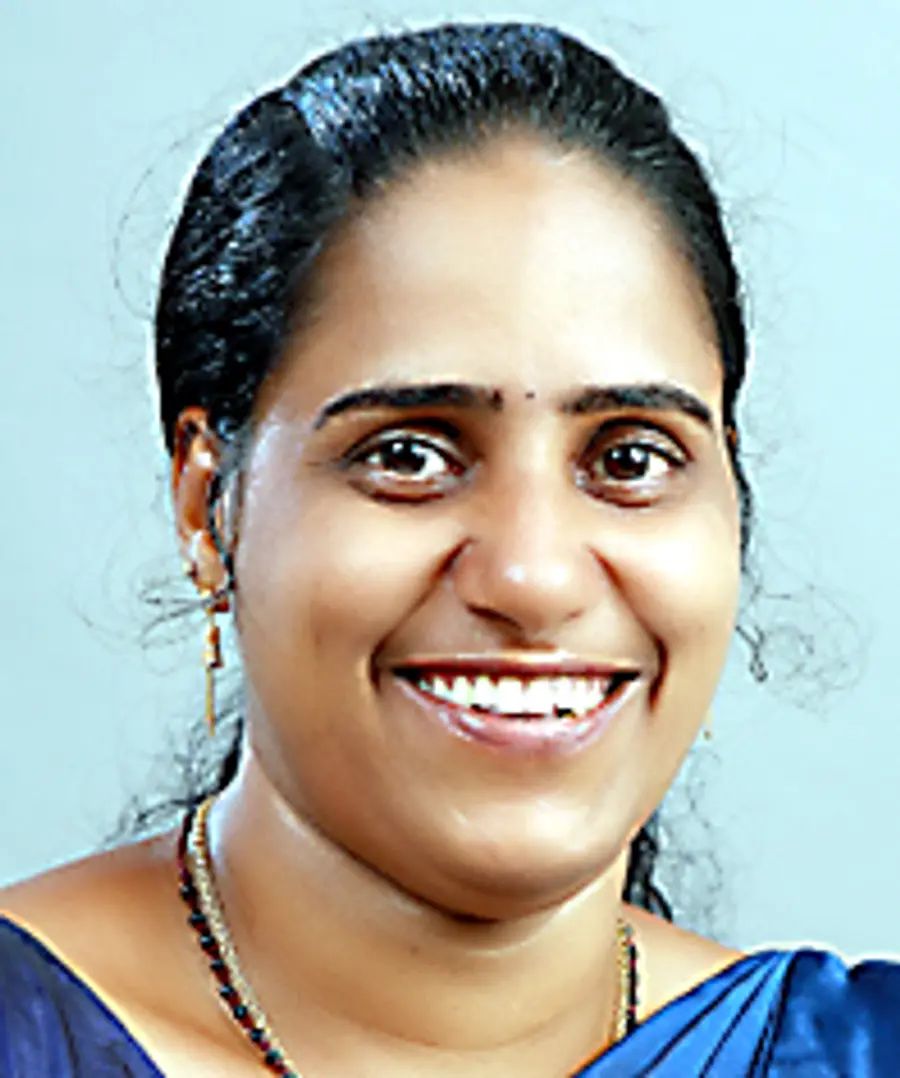 റീന തോമസ്‌     