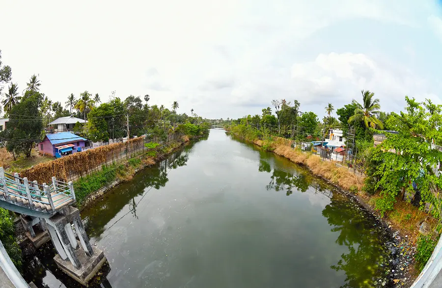 നവീകരിച്ച കൊല്ലം തോട് ഇരവിപുരം പനമൂട് നിന്നുള്ള കാഴ്ച