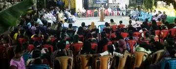 ആരോഗ്യം ആനന്ദം പദ്ധതിയുടെ ഭാഗമായി ചെറുവത്തൂർ കാവുഞ്ചിറയിൽ നടന്ന കോലായ്ക്കൂട്ടത്തിൽനിന്ന്‌