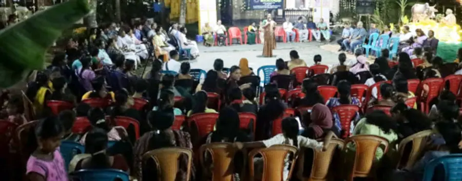 ആരോഗ്യം ആനന്ദം പദ്ധതിയുടെ ഭാഗമായി ചെറുവത്തൂർ കാവുഞ്ചിറയിൽ നടന്ന കോലായ്ക്കൂട്ടത്തിൽനിന്ന്