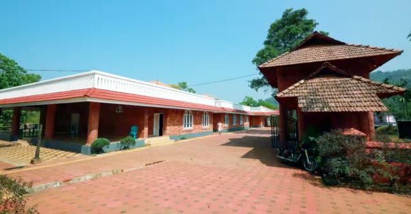 അടഞ്ഞുകിടക്കുന്ന റാണിപുരത്തെ സര്‍ക്കാര്‍ ക്വാര്‍ട്ടേഴ്‌സ്