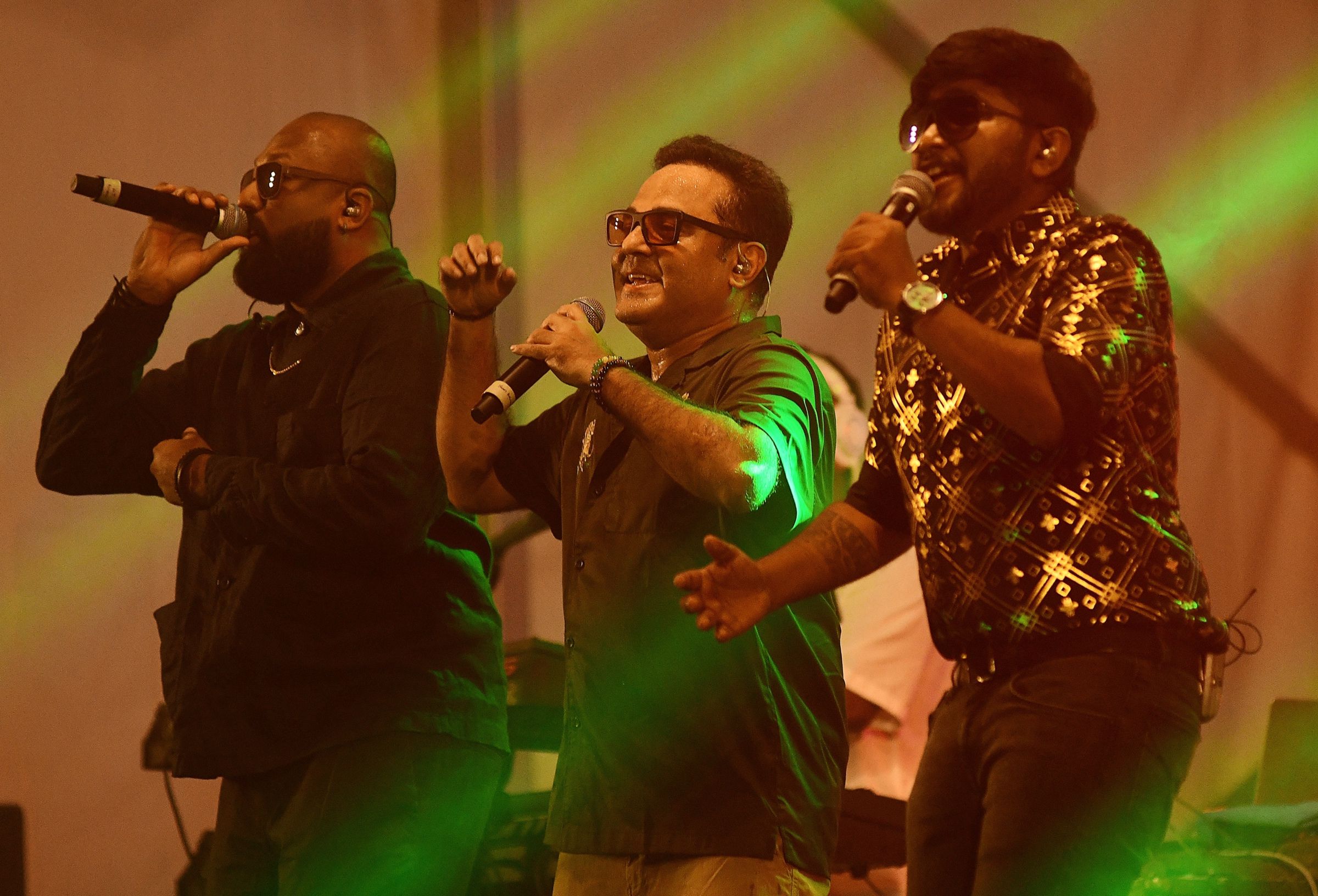 മാവേലിക്കസ് 2025ന്റെ ഭാഗമായി കോഴിക്കോട് ബീച്ചിൽ നടന്ന 'ഷാൻ റഹ്മാൻ ഷോ' സംഗീത പരിപാടിയിൽ നിന്ന്