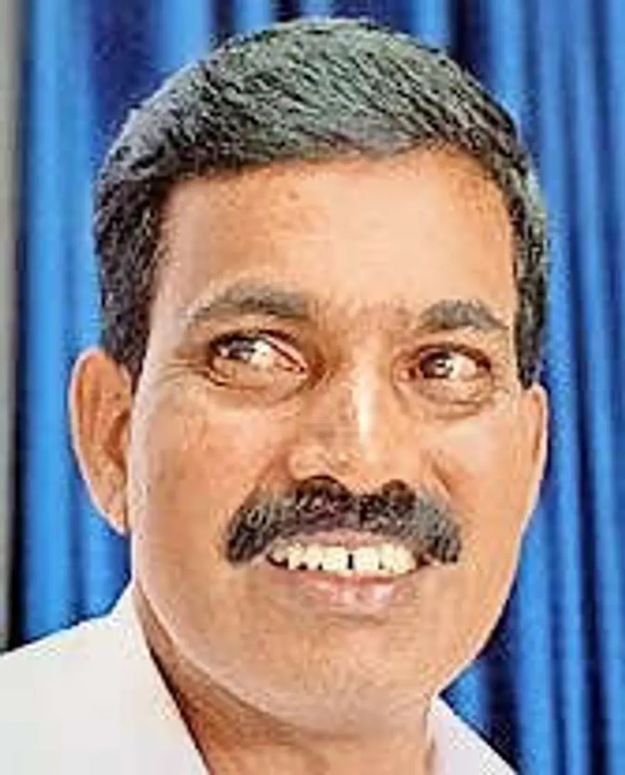 സന്തോഷ്
കുണിയൻ