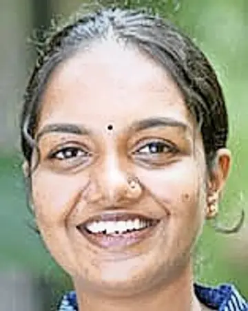 നവ്യ സുരേഷ്​